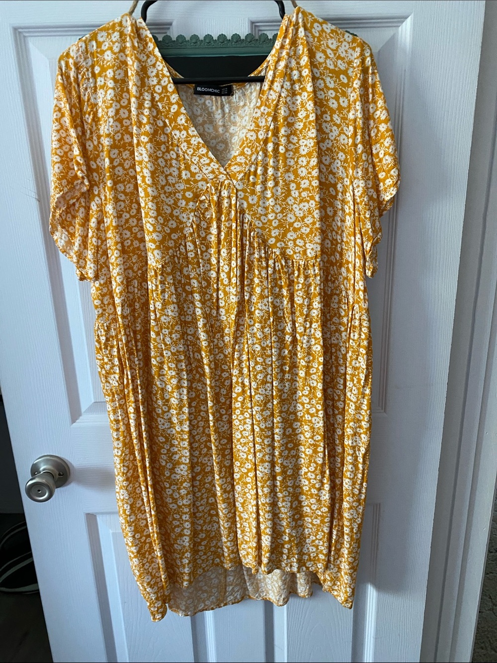 BloomChic Mustard Yellow Floral V-Neck Tunic Dress